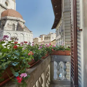 Alojamento de Acomodação e Pequeno-almoço Di Piazza Del Duomo, Florença
