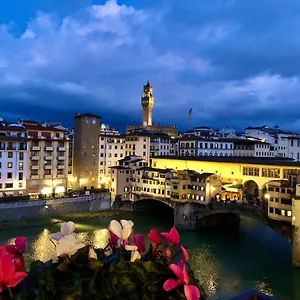 Ponte Vecchio View Luxury Florencia