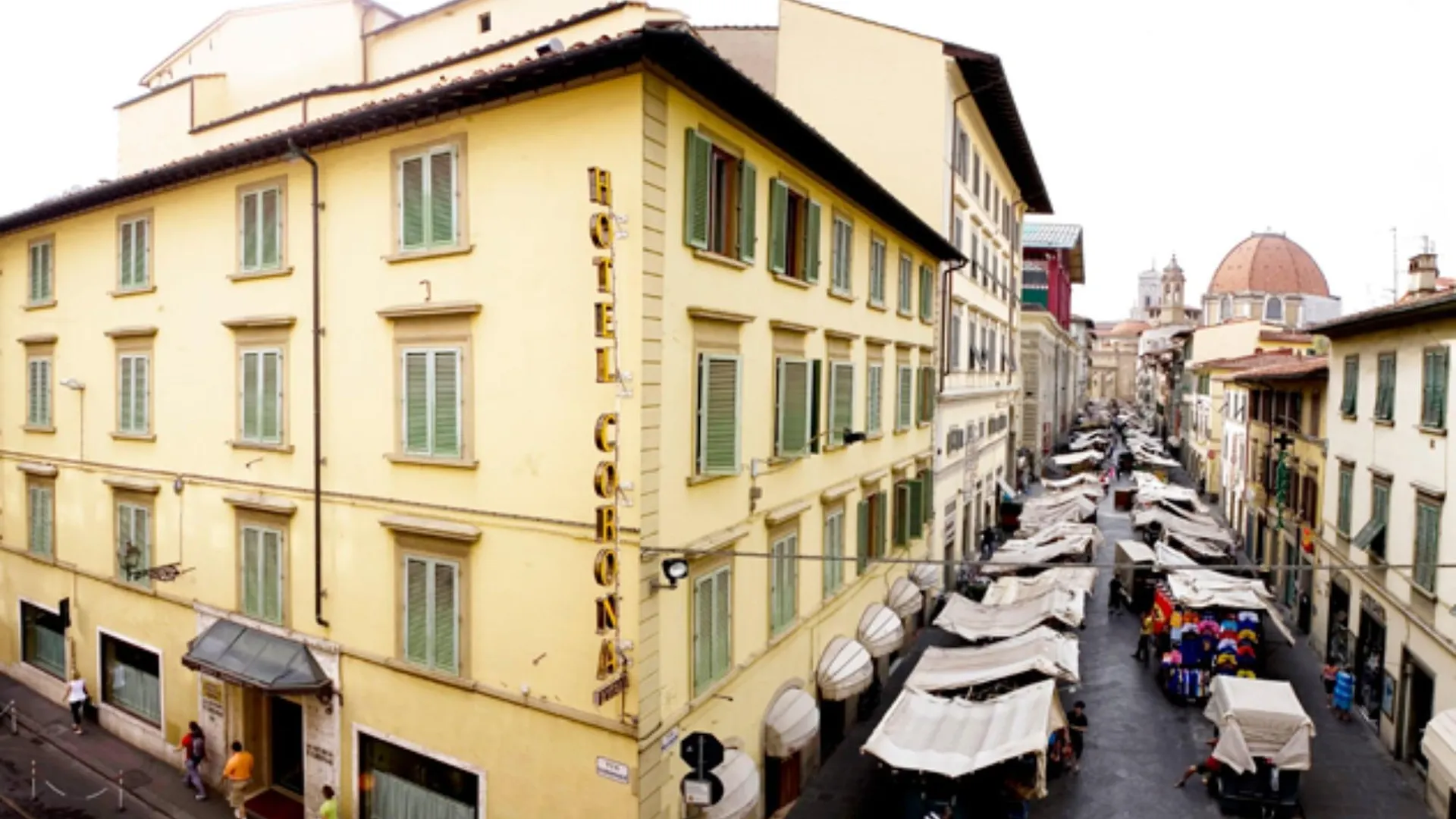 Corona D'Italia Florence