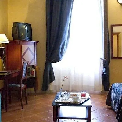 Corona D'Italia Florence